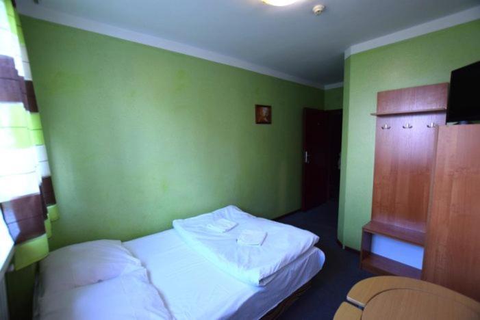 Hotelik Luna Jarosław Exterior foto